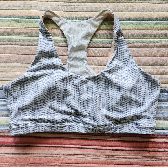 MPG Sports Bras (LOT) Size Large - Picture 3 of 8